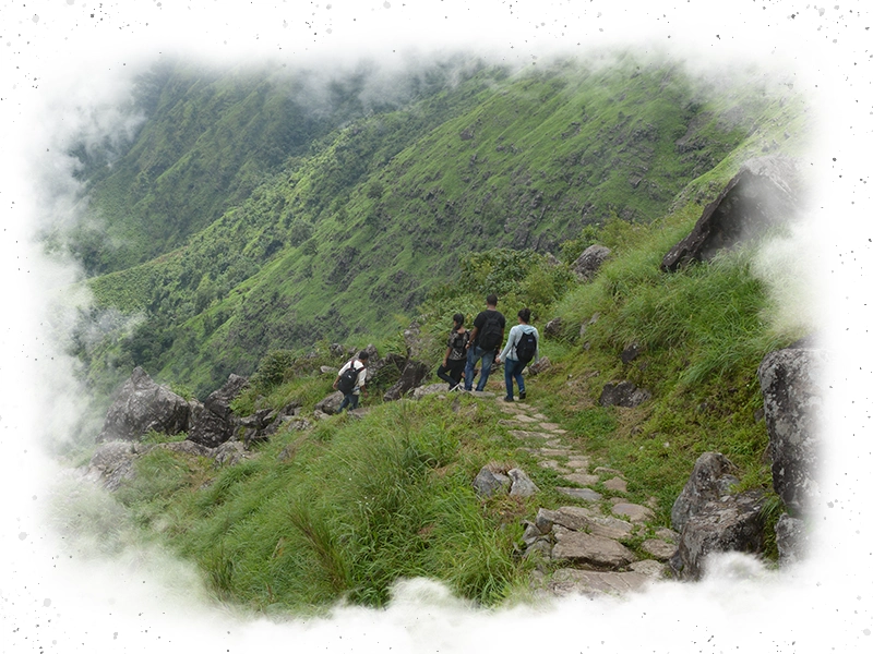 A trekking trail near Sa-I-Mika